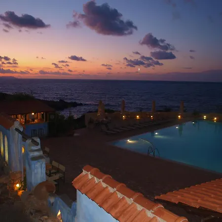 Giorgi's Blue Hotel apartamentowy 3*